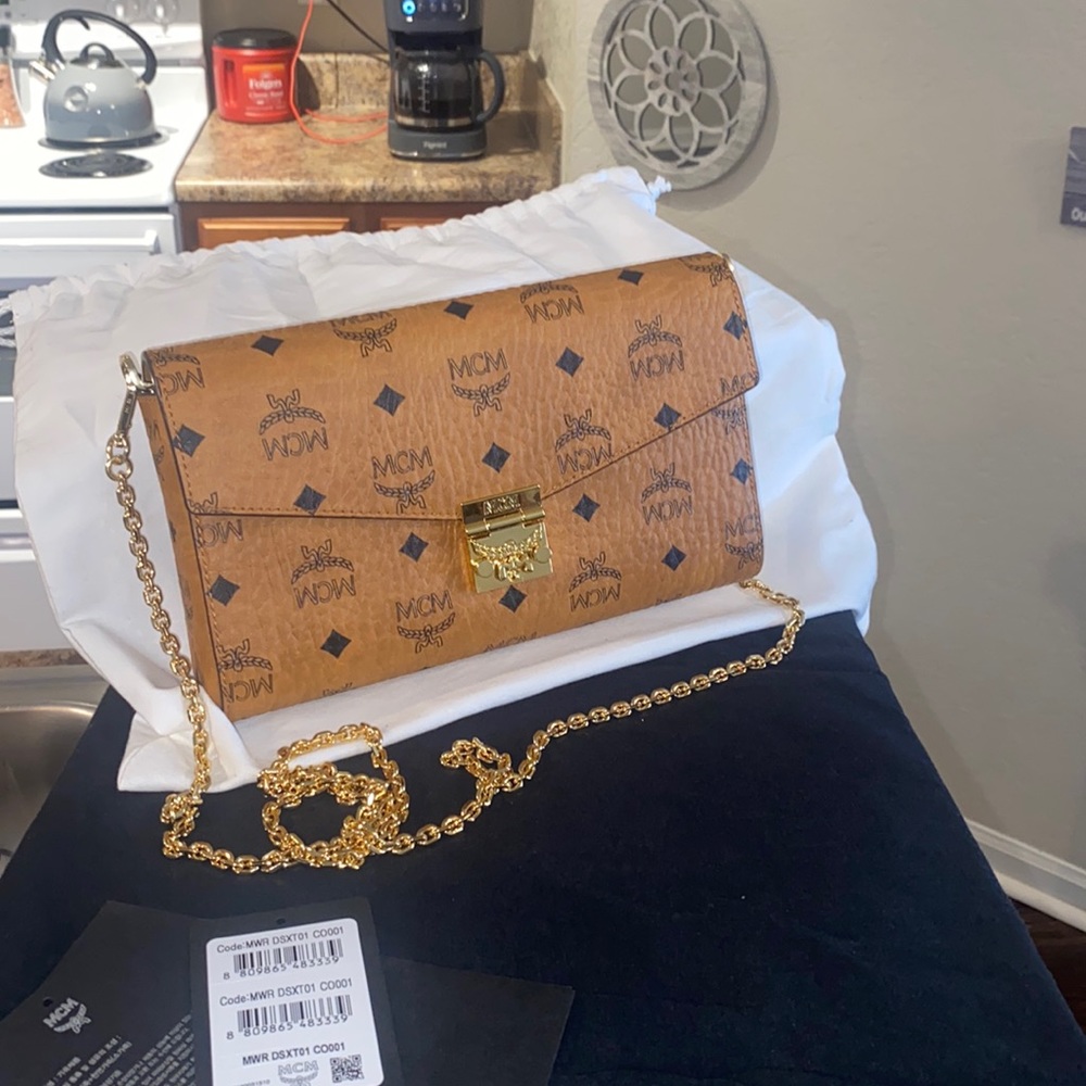 MCM Medium Tracy Cossbody